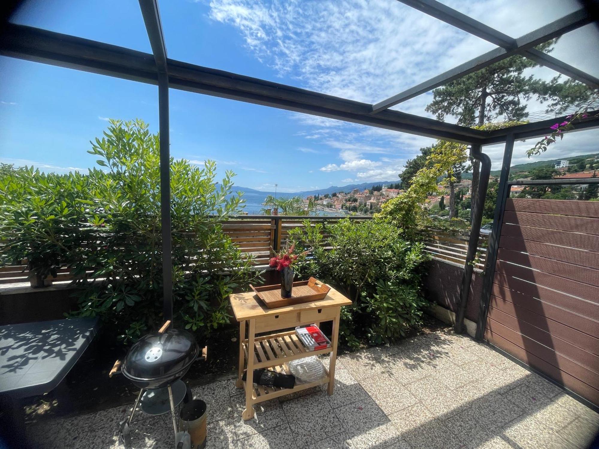 Apartments Villa Dinka Opatija Luaran gambar