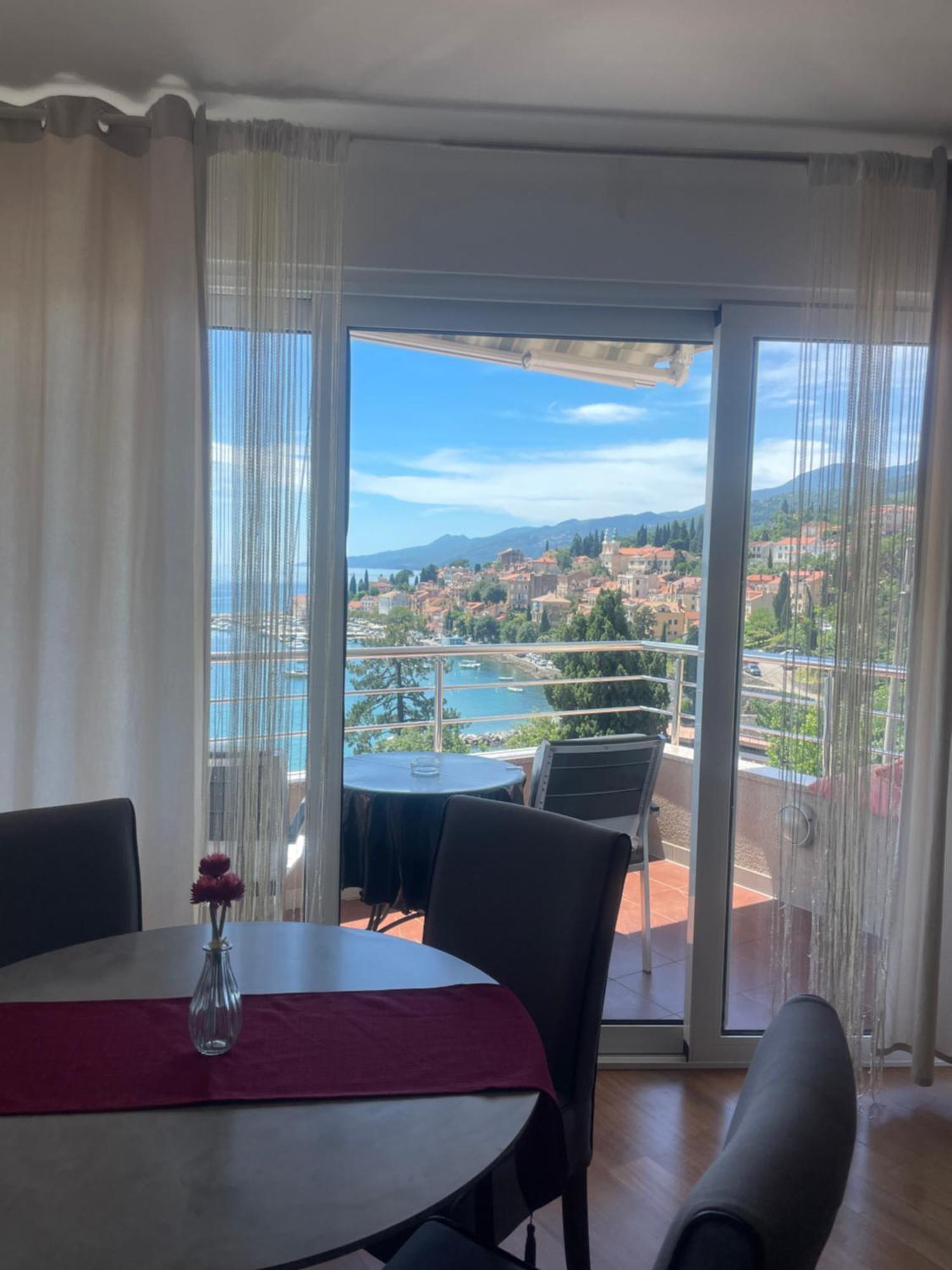 Apartments Villa Dinka Opatija Luaran gambar