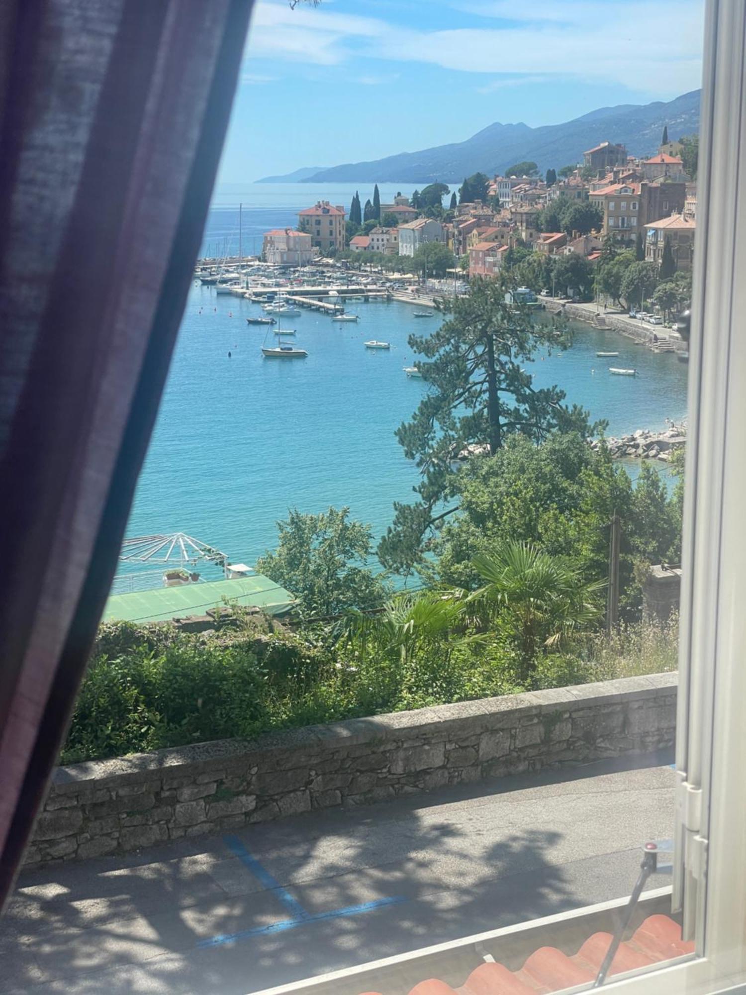 Apartments Villa Dinka Opatija Luaran gambar