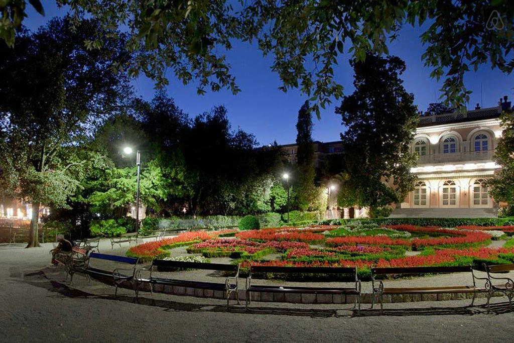 Apartments Villa Dinka Opatija Bilik gambar