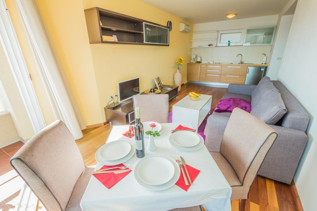 Apartments Villa Dinka Opatija Luaran gambar