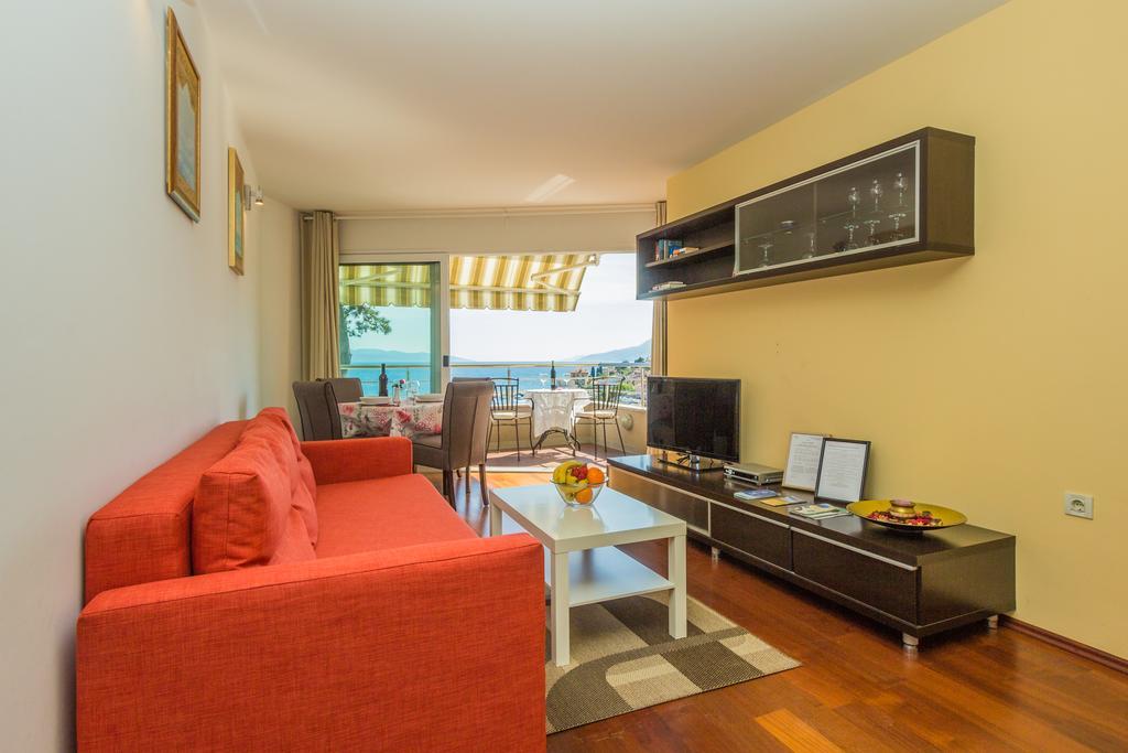 Apartments Villa Dinka Opatija Luaran gambar